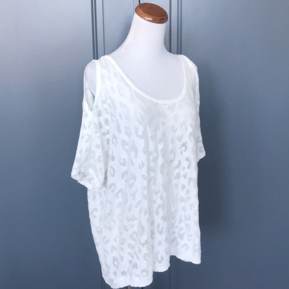Cold shoulder tunic top ONE SIZE
